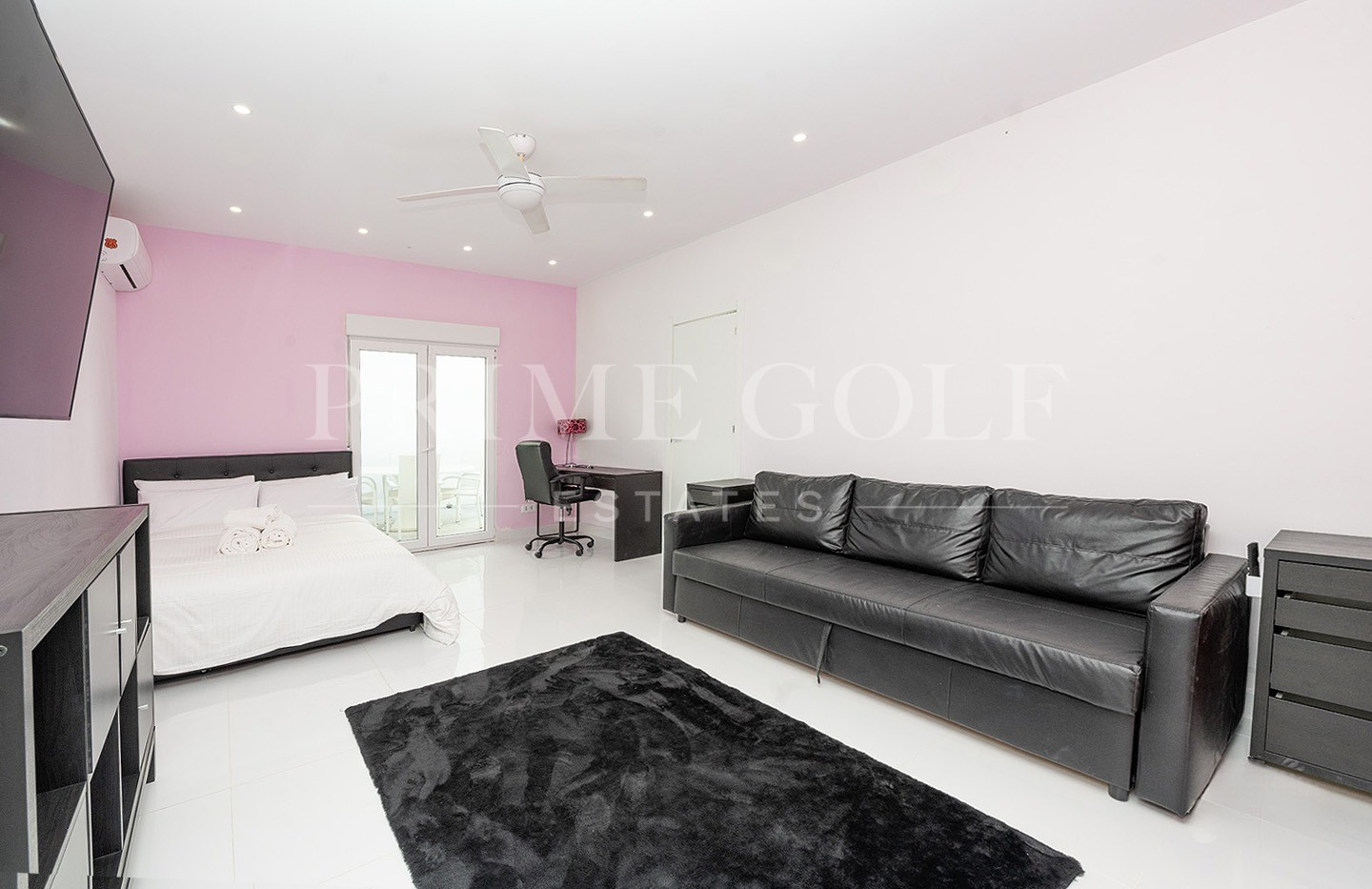 6 bed Villa For Sale in Benalmadena, Malaga - thumb 20