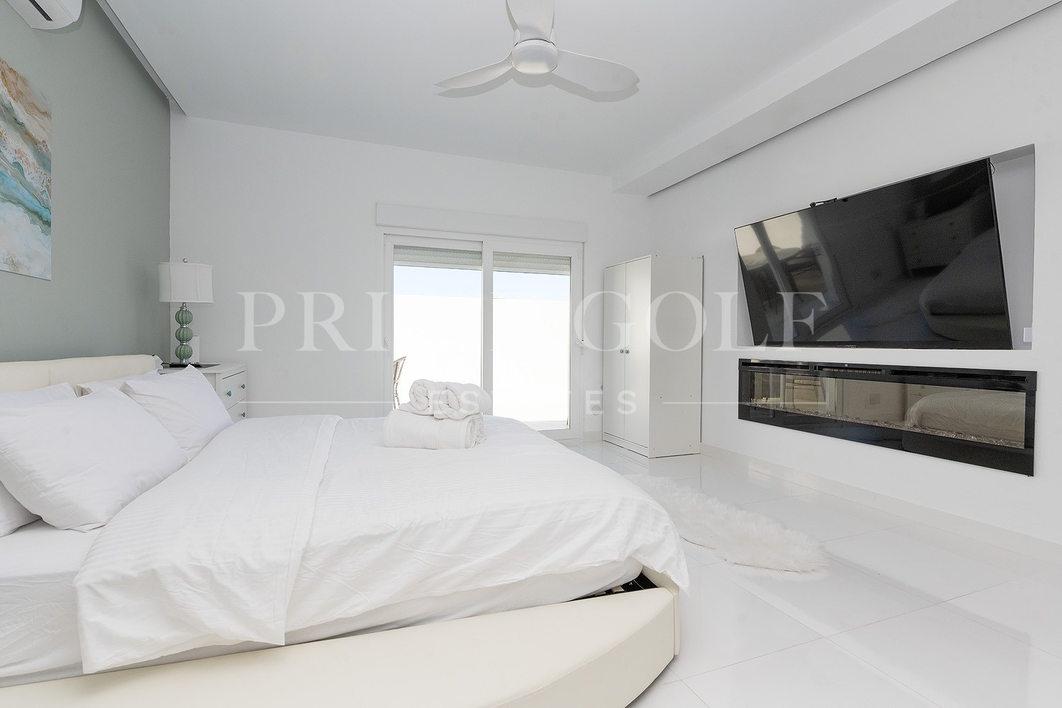 6 bed Villa For Sale in Benalmadena, Malaga - thumb 28