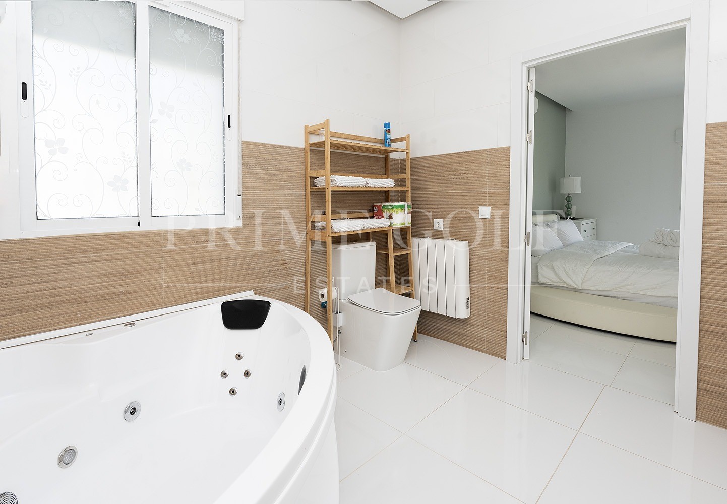 6 bed Villa For Sale in Benalmadena, Malaga - thumb 29