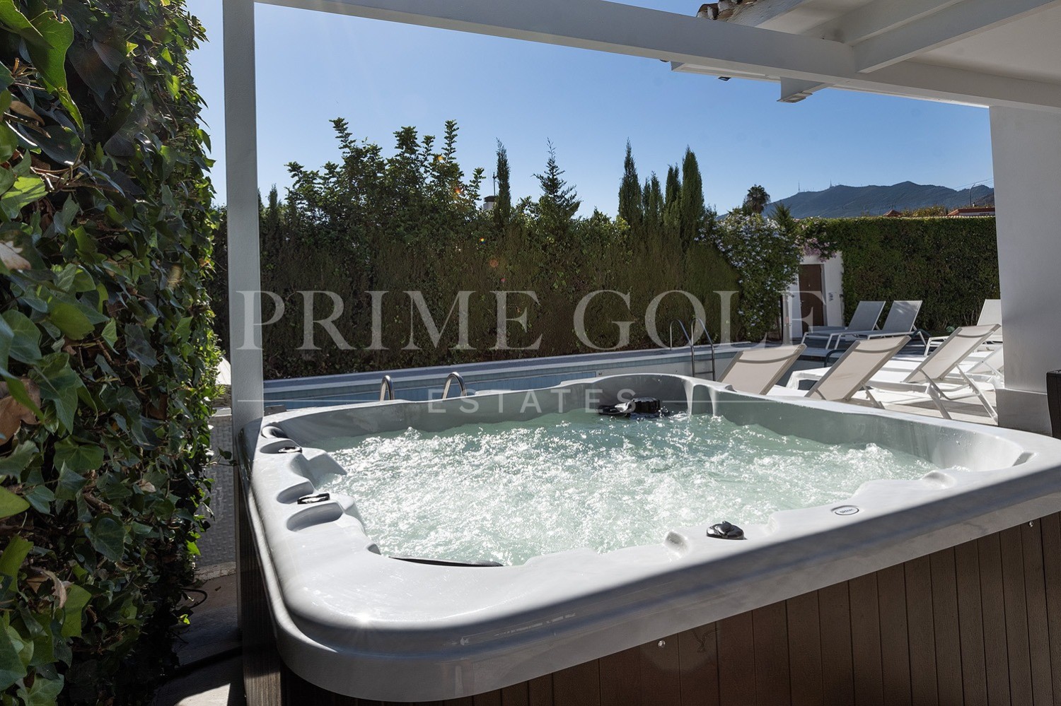 6 bed Villa For Sale in Benalmadena, Malaga - thumb 36