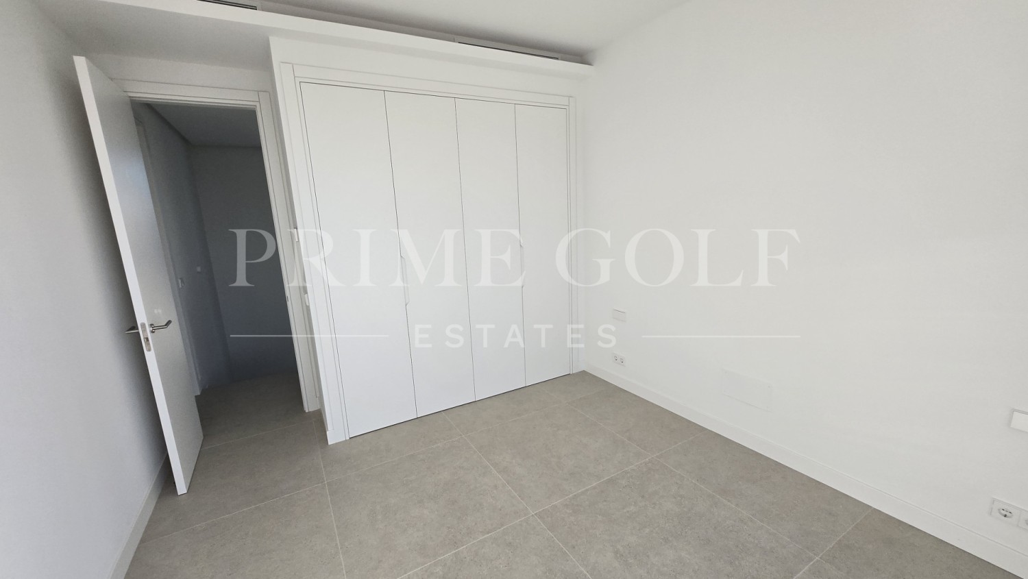 4 bed Villa For Sale in Marbella East, Malaga - thumb 30