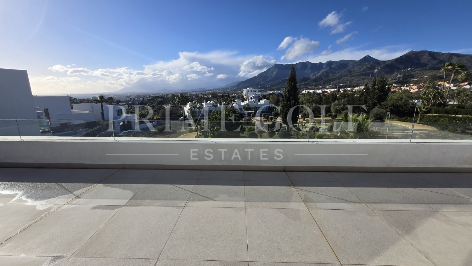 4 bed Villa For Sale in Marbella East, Malaga - thumb 34