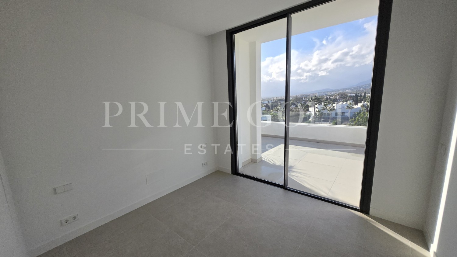 4 bed Villa For Sale in Marbella East, Malaga - thumb 45