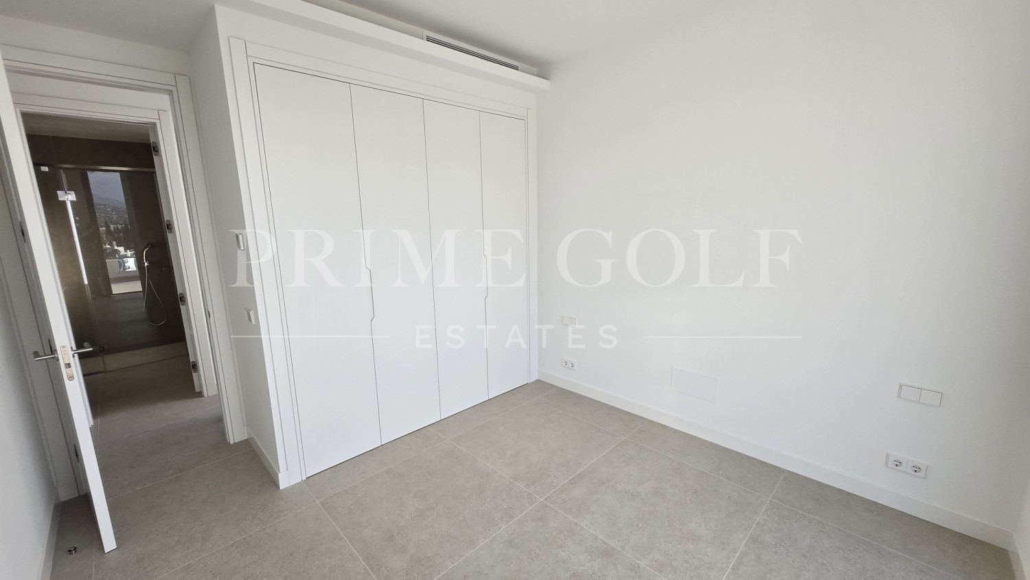 4 bed Villa For Sale in Marbella East, Malaga - thumb 50