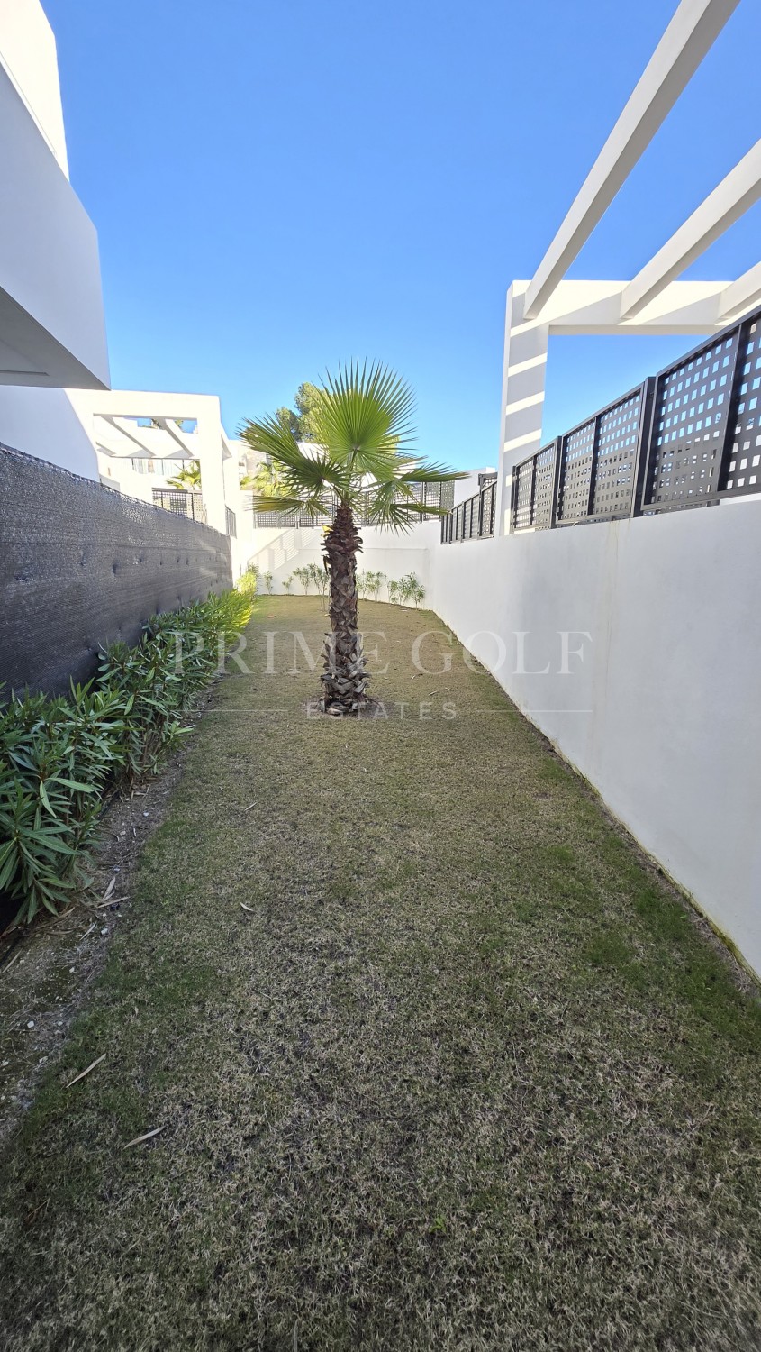 4 bed Villa For Sale in Marbella East, Malaga - thumb 55