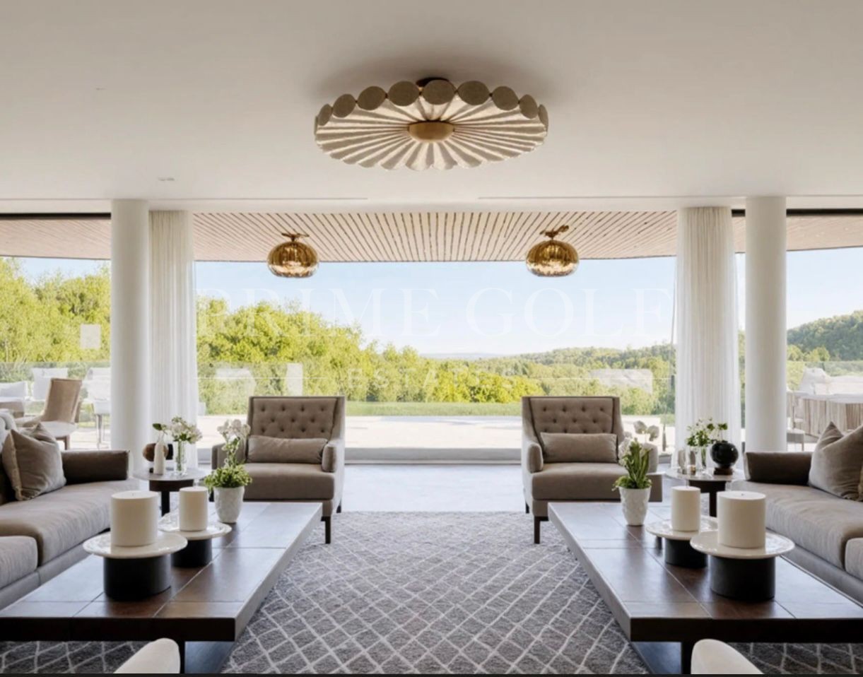 7 bed Villa For Sale in Benahavis, Malaga - thumb 4
