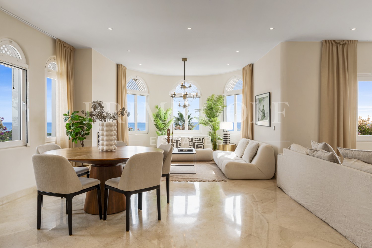 3 bed Penthouse For Sale in Marbella Golden Mile, Malaga - thumb 4