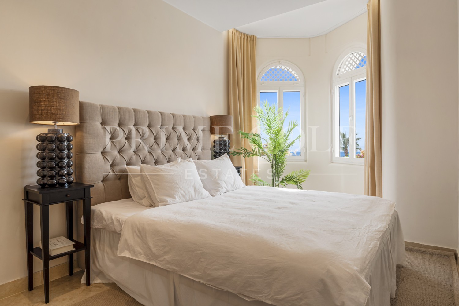 3 bed Penthouse For Sale in Marbella Golden Mile, Malaga - thumb 17