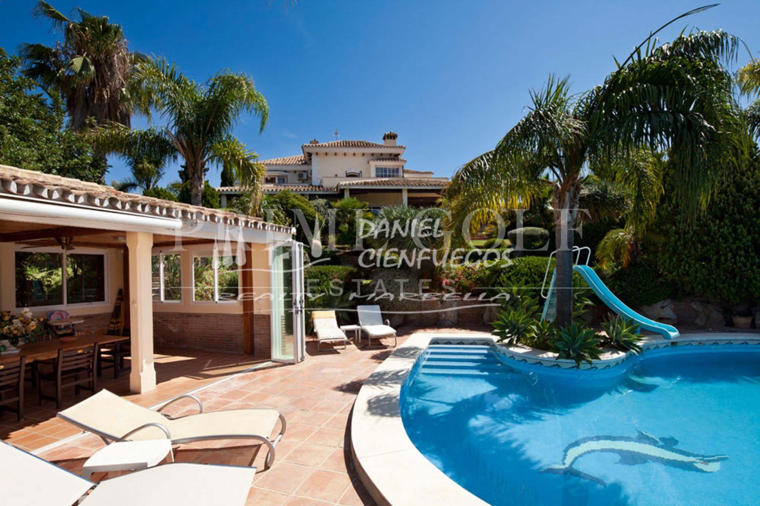 8 bed Villa For Sale in Marbella East, Malaga - thumb 1