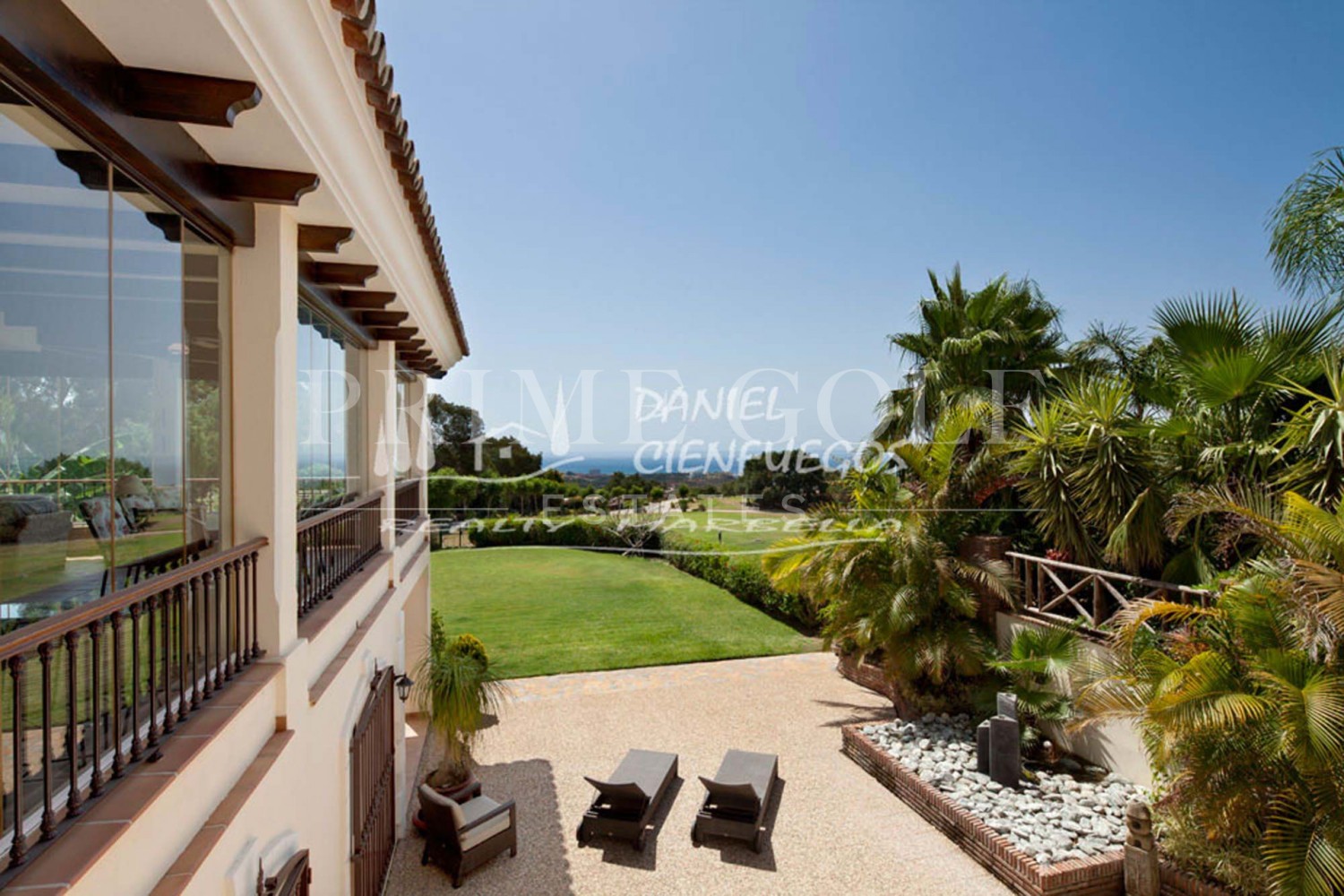 8 bed Villa For Sale in Marbella East, Malaga - thumb 6