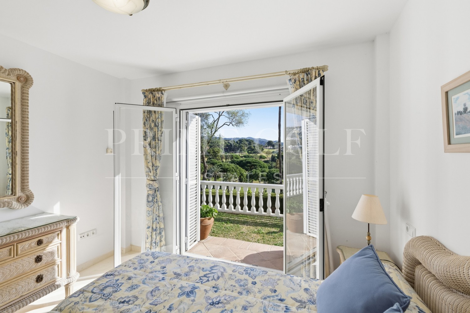 4 bed Villa For Sale in Marbella East, Malaga - thumb 8