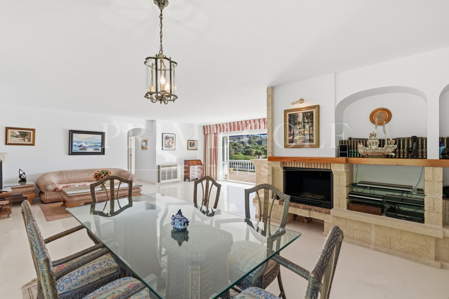 4 bed Villa For Sale in Marbella East, Malaga - thumb 11