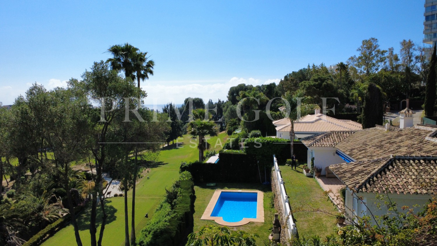 4 bed Villa For Sale in Marbella East, Malaga - thumb 12