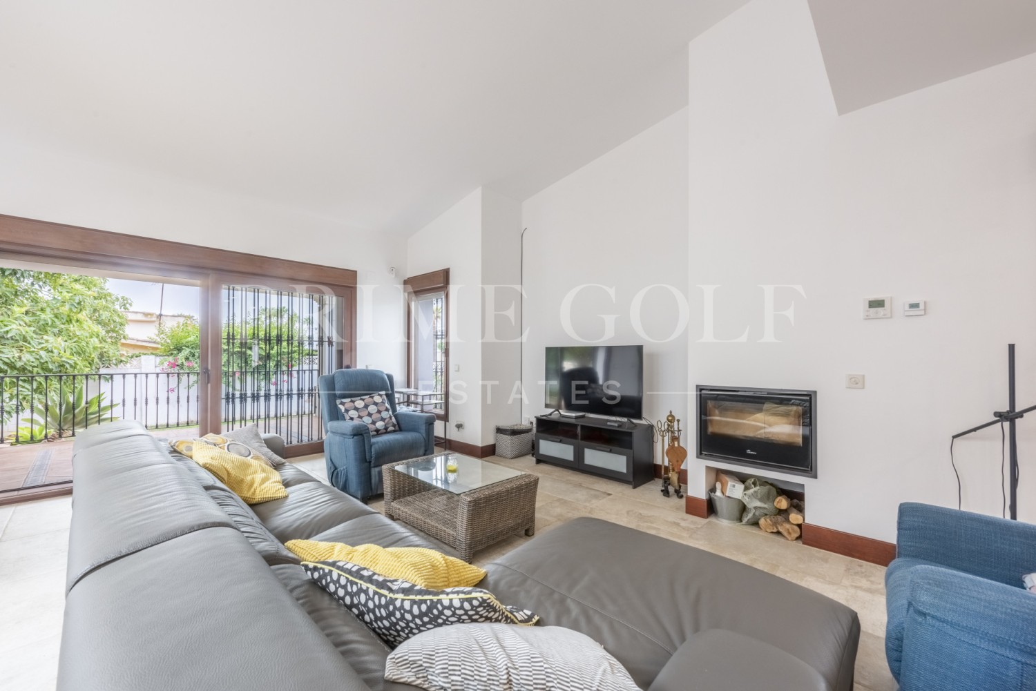 5 bed Villa For Sale in San Pedro de Alcantara, Malaga - thumb 5