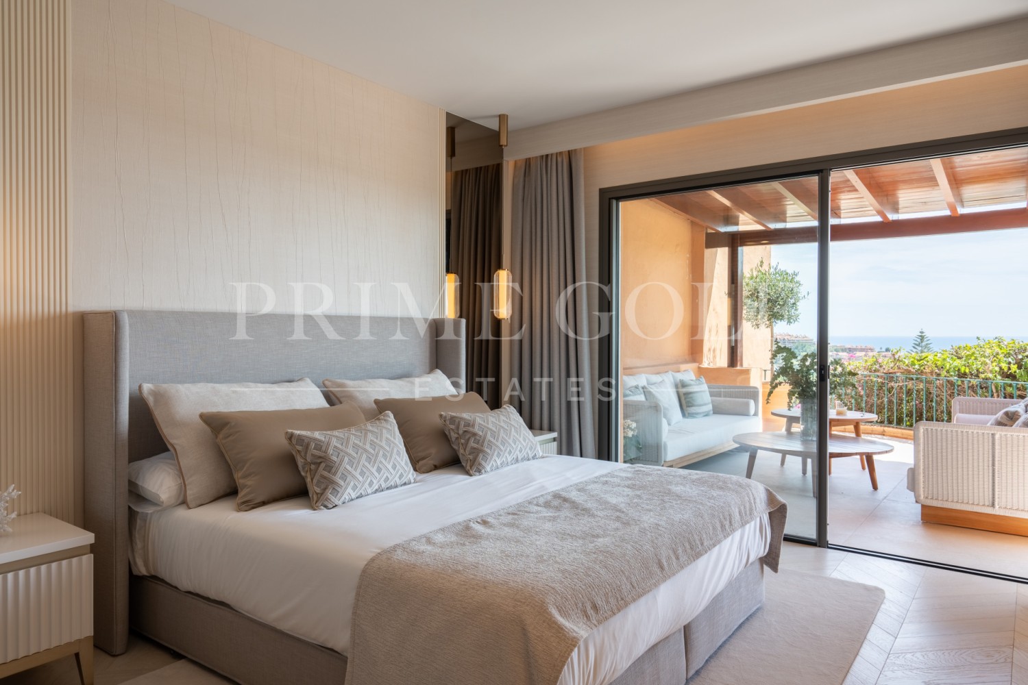 4 bed Apartment For Sale in Nueva Andalucia, Malaga - thumb 16
