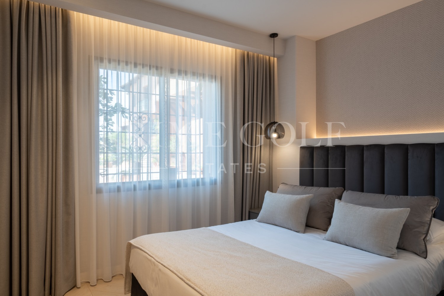 4 bed Apartment For Sale in Nueva Andalucia, Malaga - thumb 22