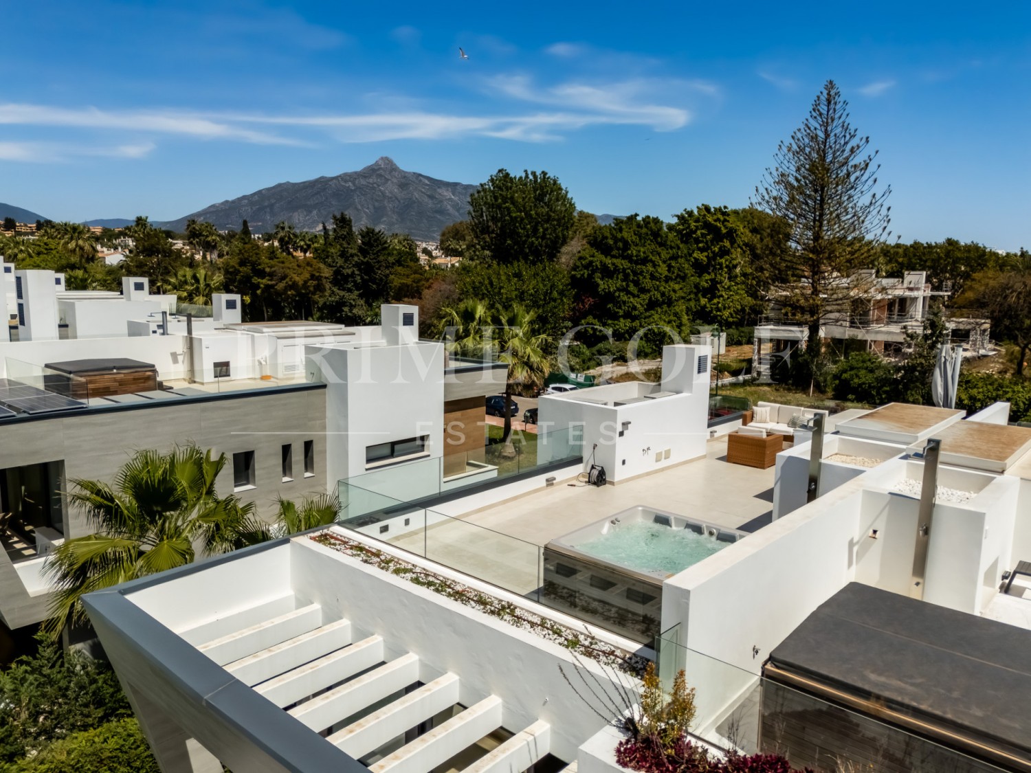5 bed Townhouse For Sale in Marbella - Puerto Banus, Malaga - thumb 29