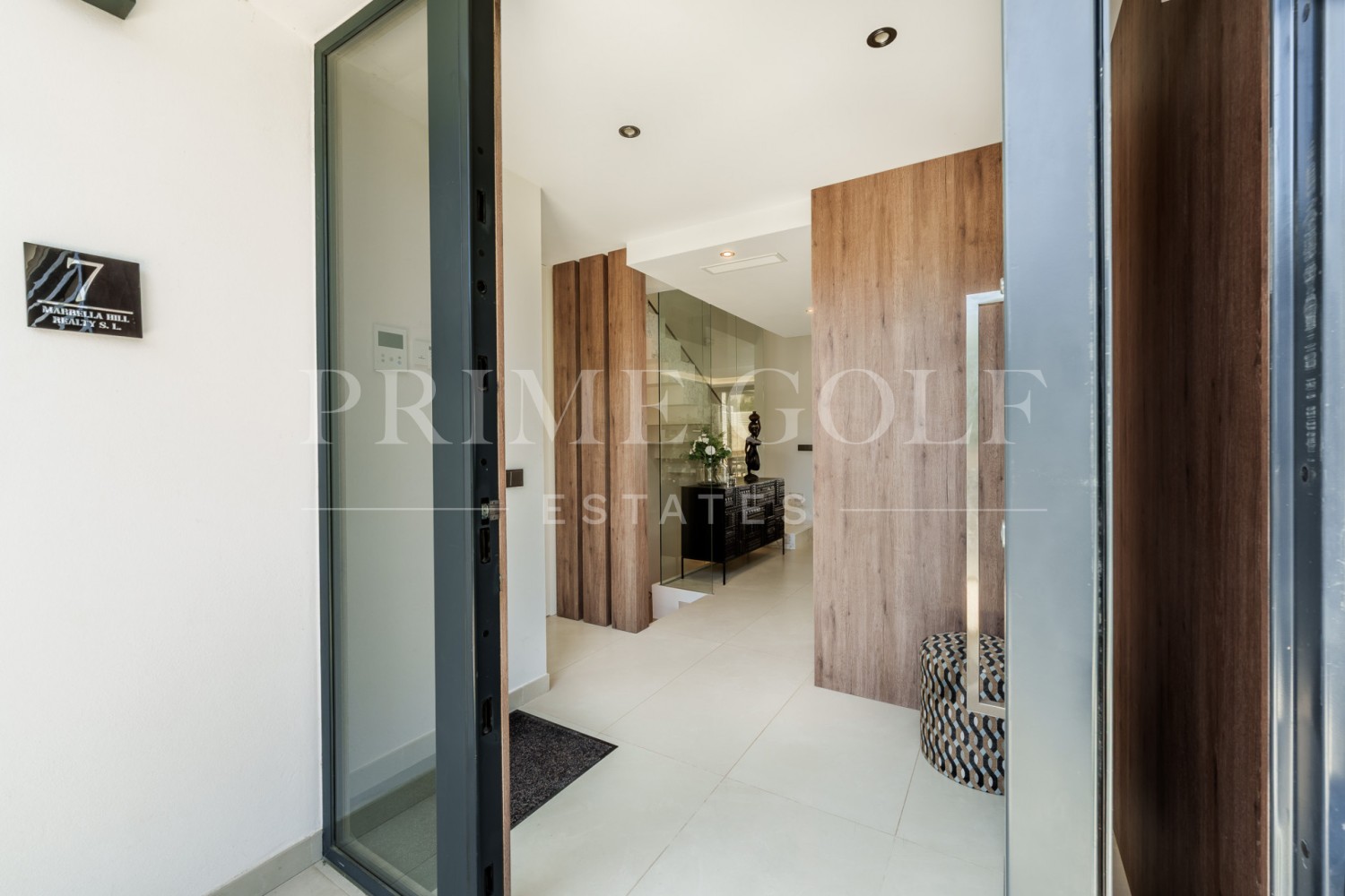 5 bed Townhouse For Sale in Marbella - Puerto Banus, Malaga - thumb 30