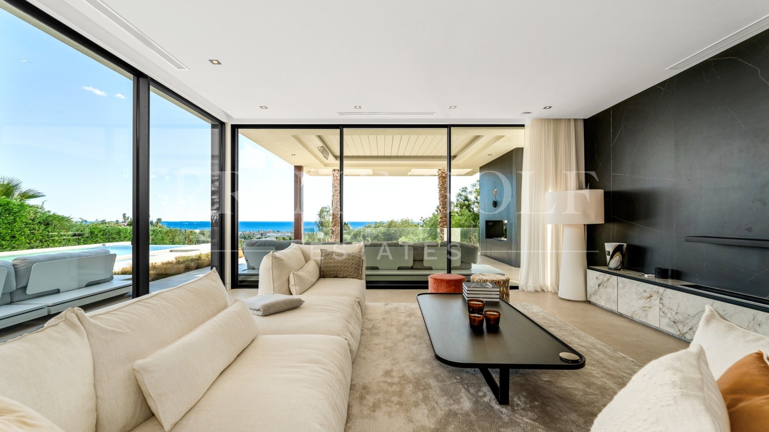 5 bed Villa For Sale in Benahavis, Malaga - thumb 12