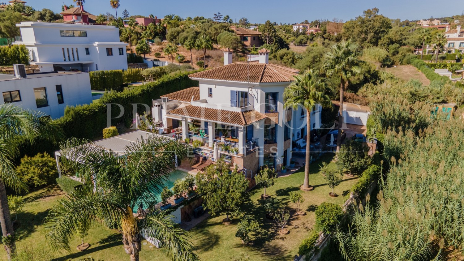 6 bed Villa For Sale in Sotogrande, Cadiz - thumb 1