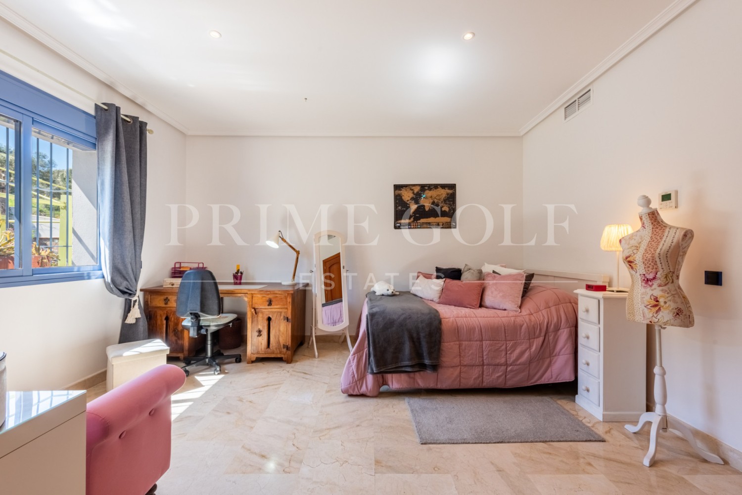 6 bed Villa For Sale in Sotogrande, Cadiz - thumb 15