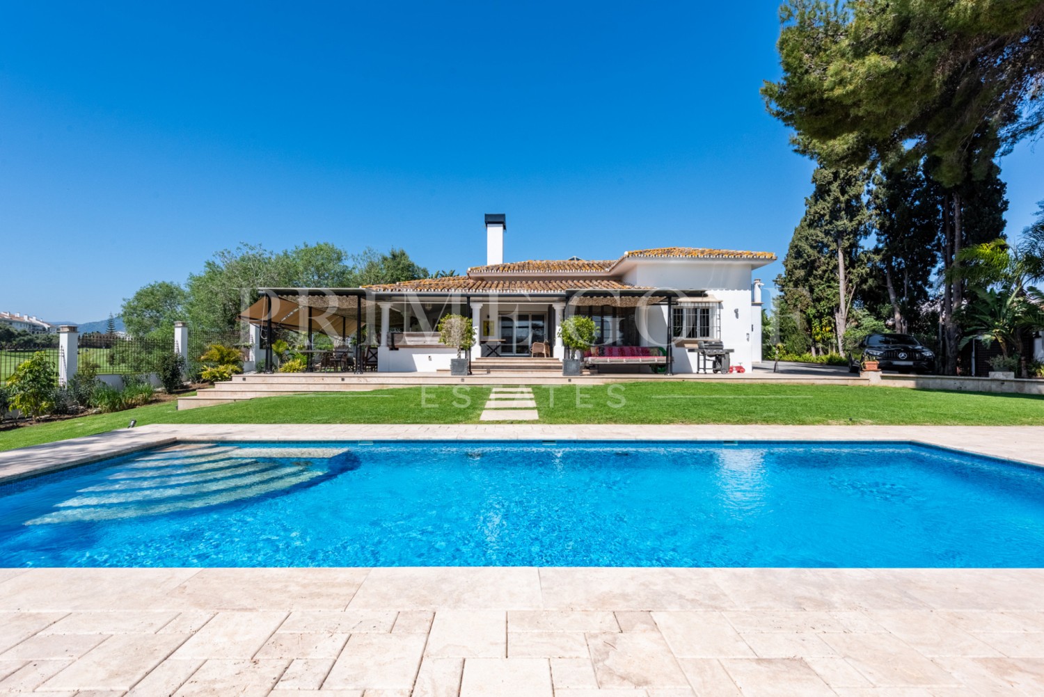 4 bed Villa For Sale in San Pedro de Alcantara, Malaga - thumb 3
