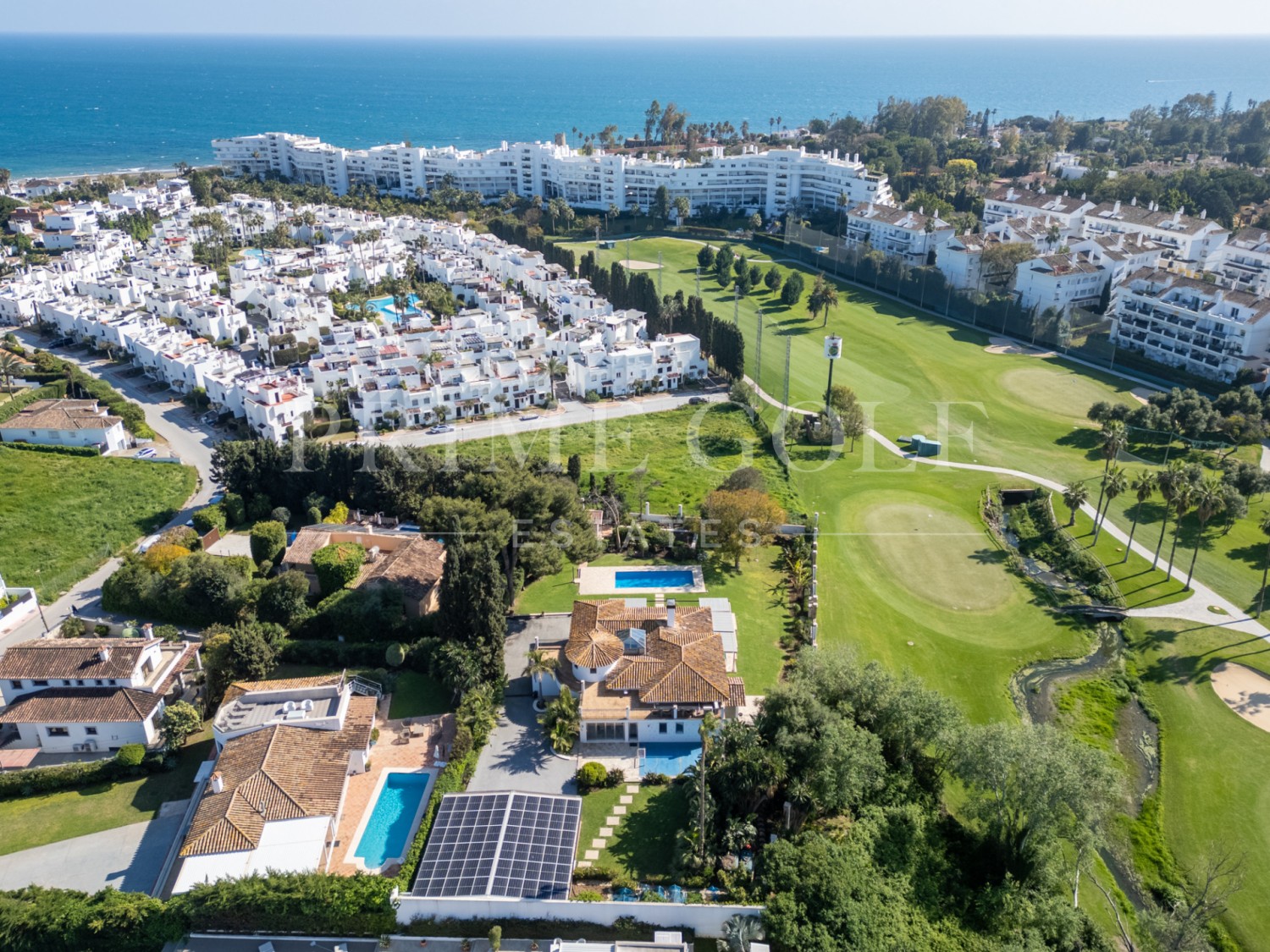 4 bed Villa For Sale in San Pedro de Alcantara, Malaga - thumb 4