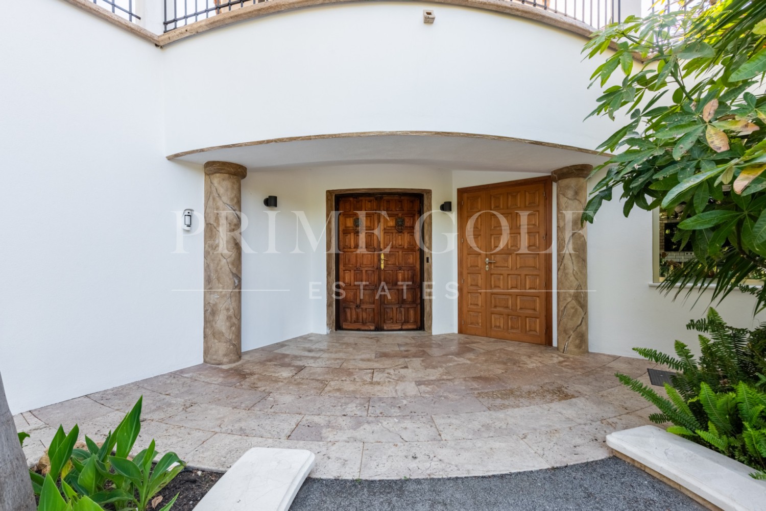 4 bed Villa For Sale in San Pedro de Alcantara, Malaga - thumb 9