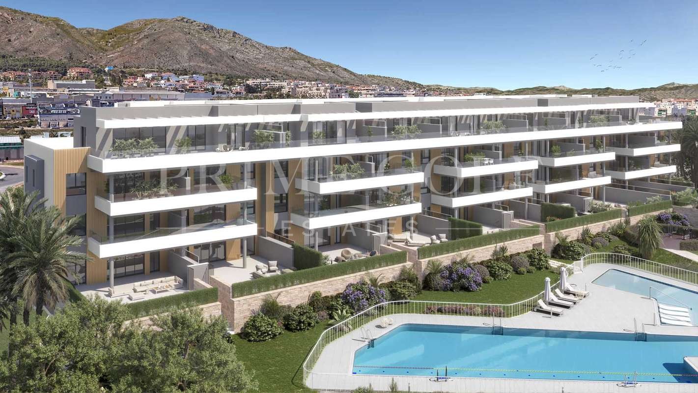 4 bed Apartment For Sale in Torremolinos, Malaga - thumb 2