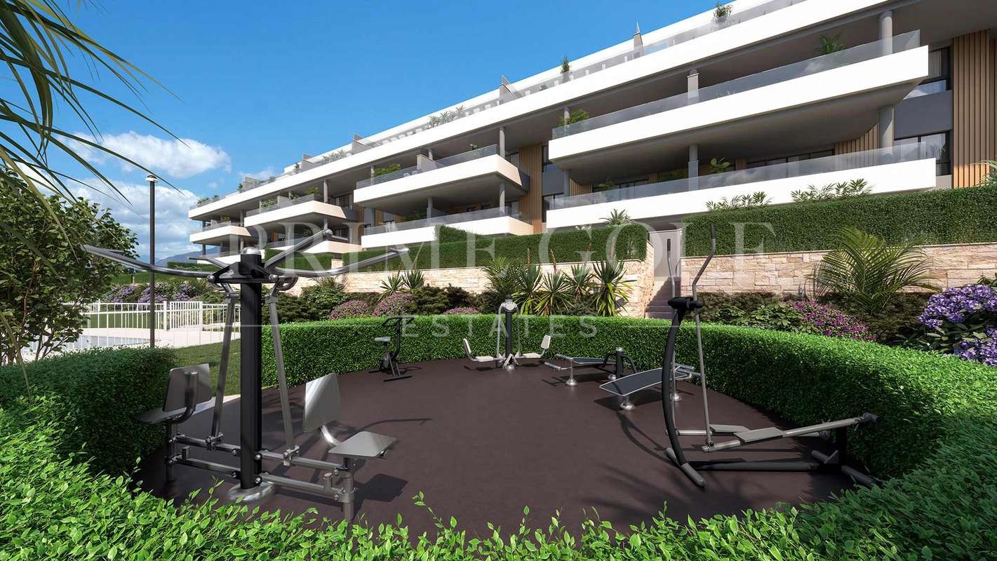 4 bed Apartment For Sale in Torremolinos, Malaga - thumb 4