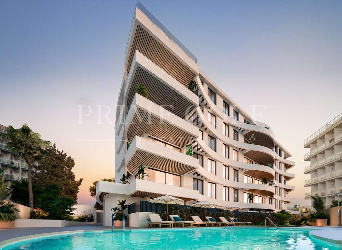 3 bed Apartment For Sale in Benalmadena, Malaga - thumb 1
