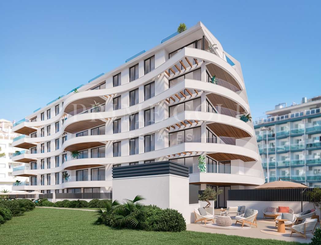 3 bed Apartment For Sale in Benalmadena, Malaga - thumb 2