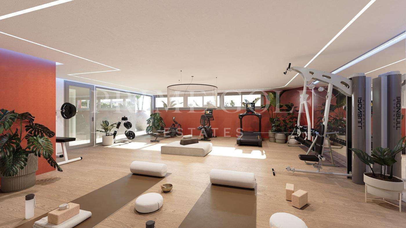 4 bed Apartment For Sale in Benalmadena, Malaga - thumb 2