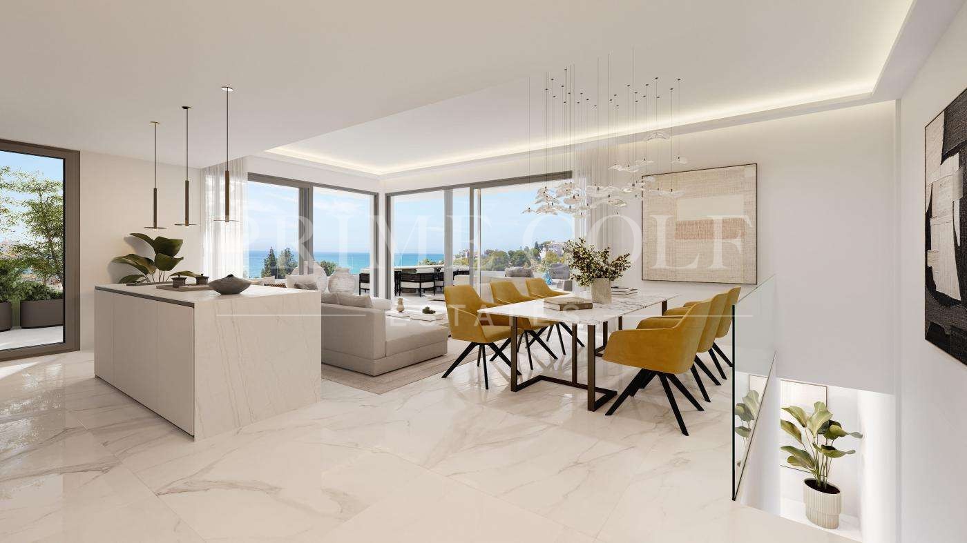 4 bed Apartment For Sale in Benalmadena, Malaga - thumb 3