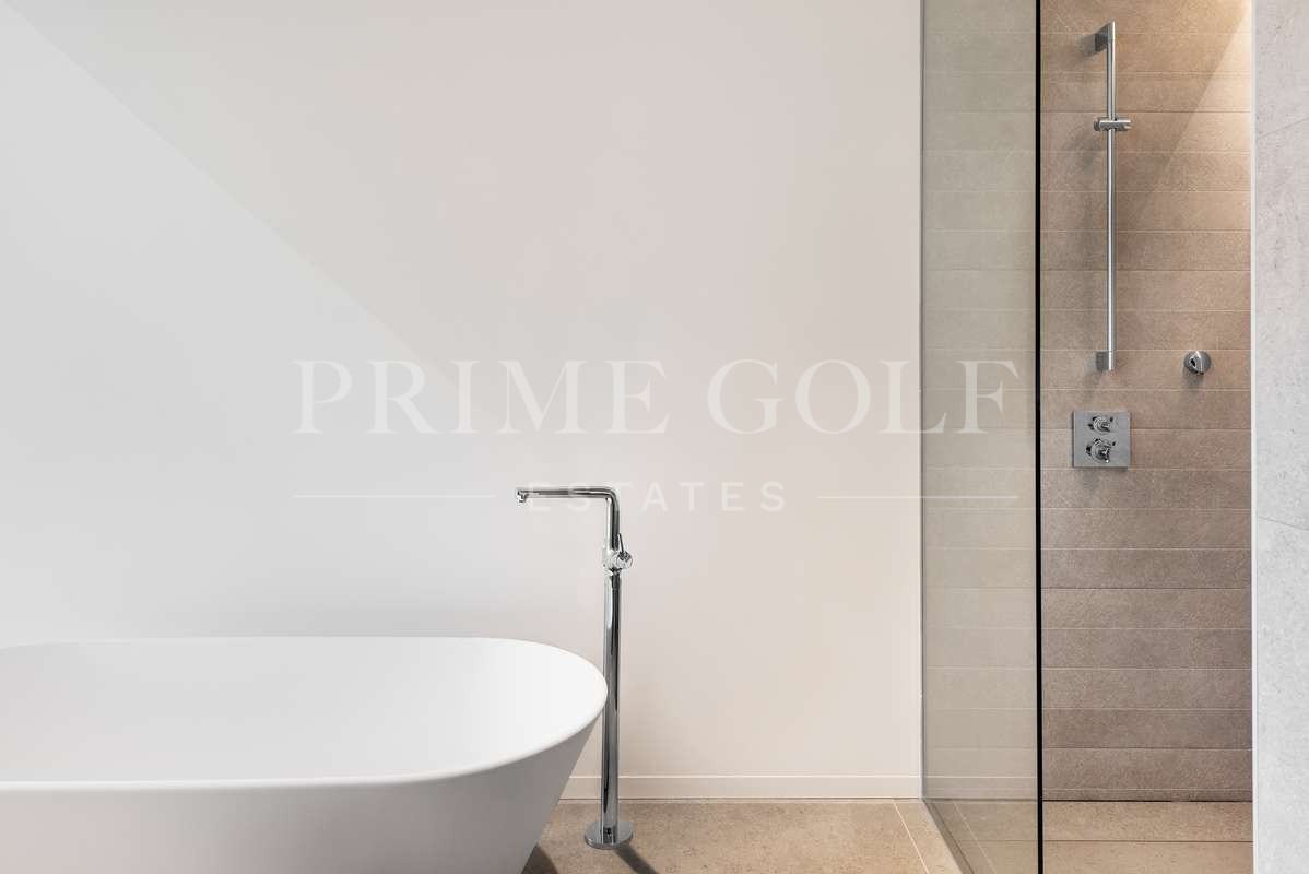3 bed Apartment For Sale in Cadiz, Cadiz - thumb 5