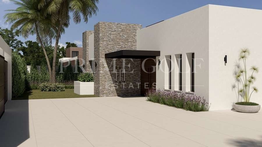 5 bed Villa For Sale in Manilva, Malaga - thumb 2