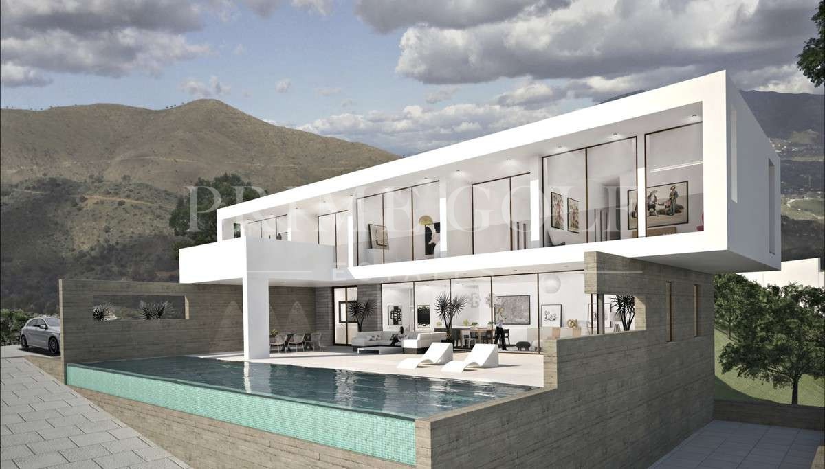 4 bed Villa For Sale in Marbella, Malaga - thumb 1
