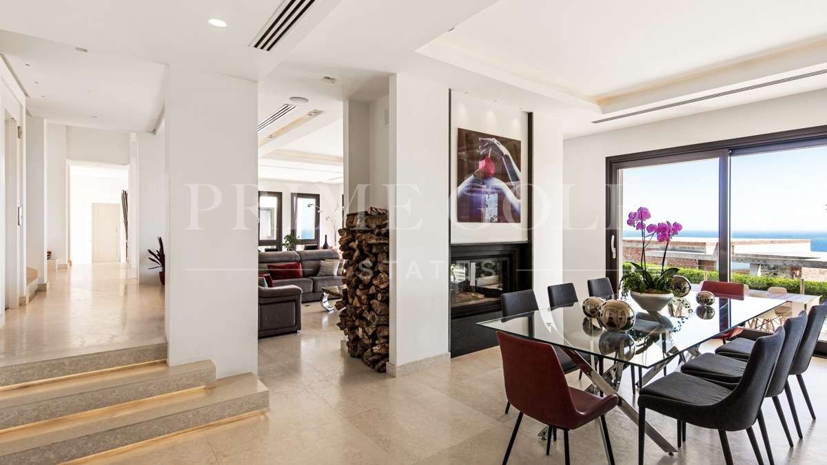 5 bed Villa For Sale in Marbella, Malaga - thumb 5