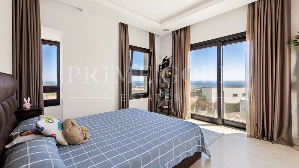 5 bed Villa For Sale in Marbella, Malaga - thumb 10