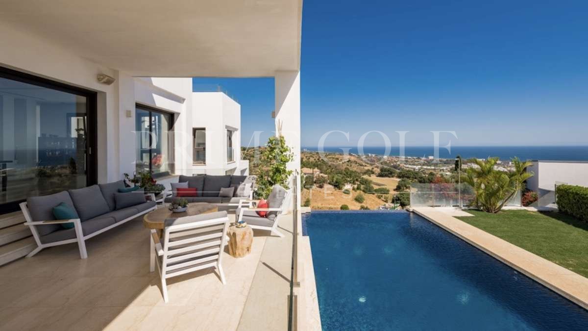 5 bed Villa For Sale in Marbella, Malaga - thumb 15