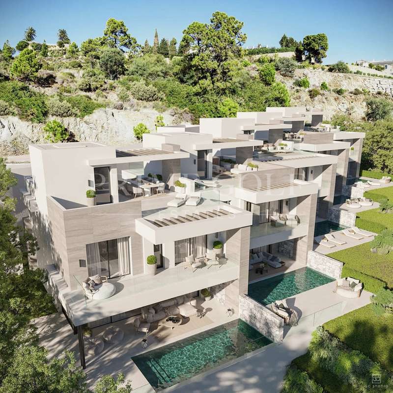 5 bed Villa For Sale in Benahavis, Malaga - thumb 9