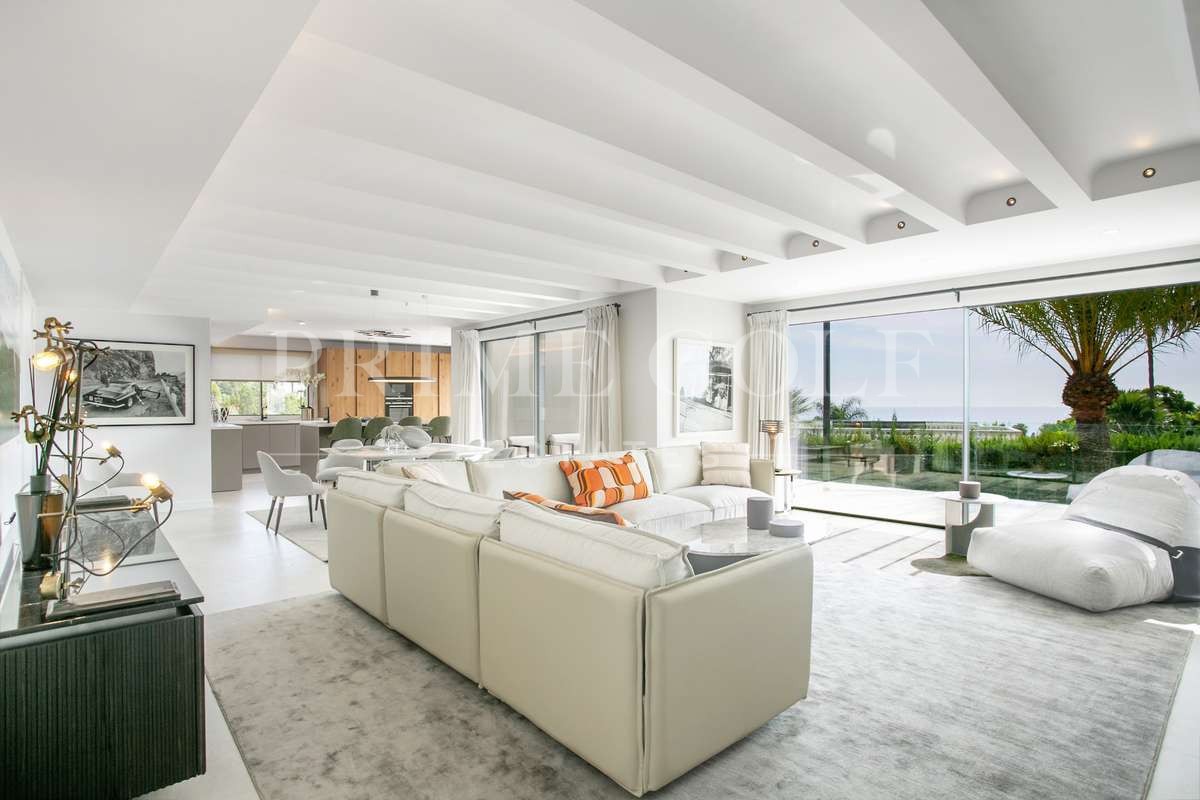 5 bed Villa For Sale in Marbella, Malaga - thumb 3