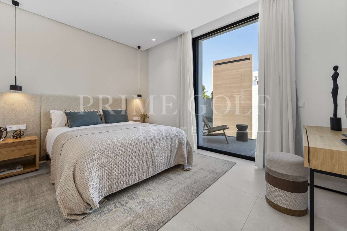 4 bed Villa For Sale in Marbella, Malaga - thumb 12