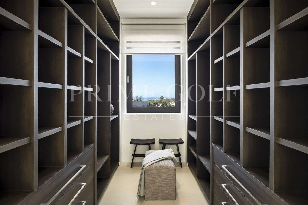 4 bed Villa For Sale in Marbella, Malaga - thumb 19