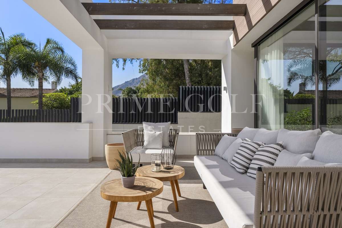 4 bed Villa For Sale in Marbella, Malaga - thumb 28