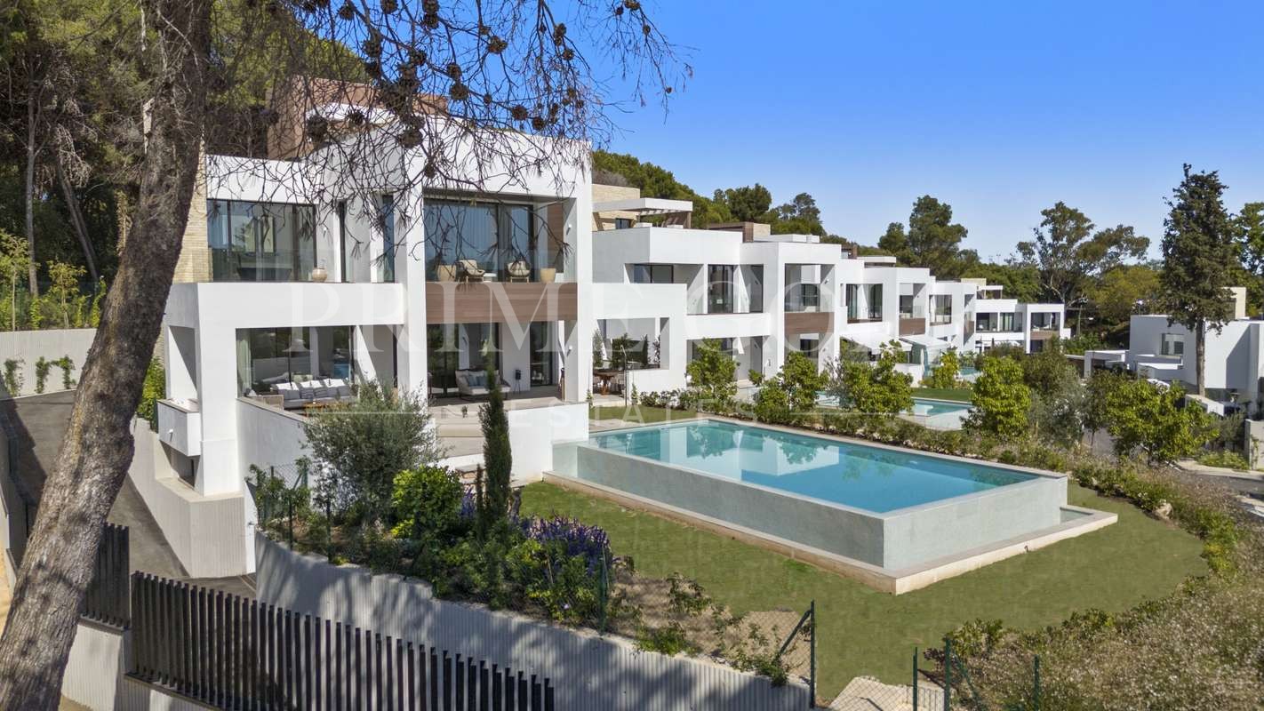 4 bed Villa For Sale in Marbella, Malaga - thumb 34