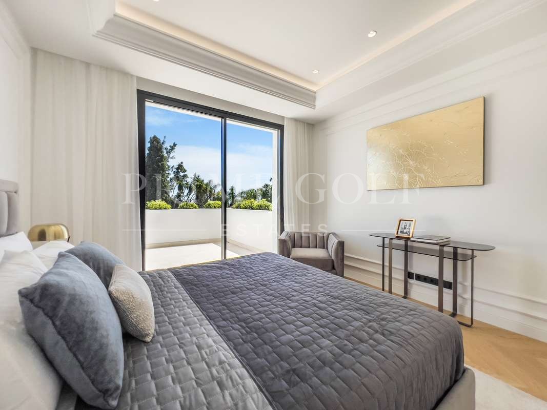 6 bed Villa For Sale in Marbella, Malaga - thumb 18