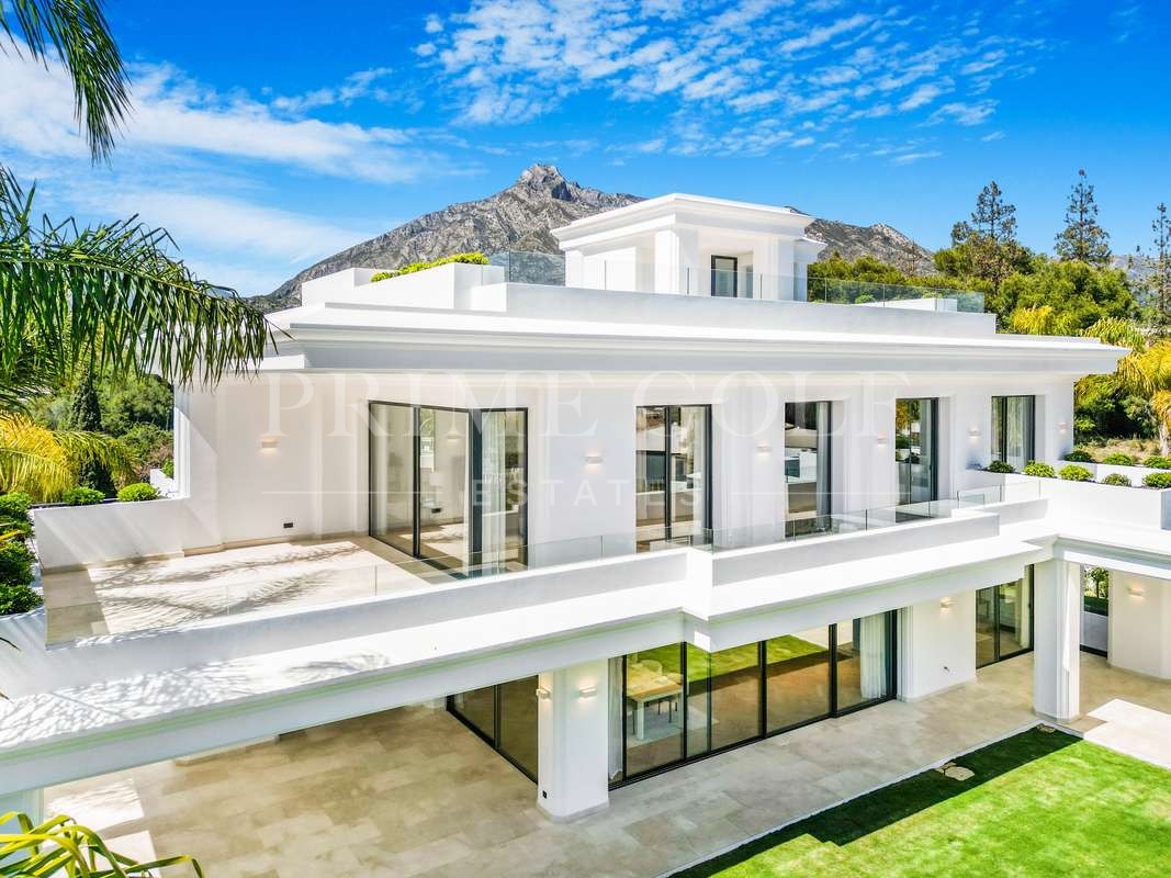 7 bed Villa For Sale in Marbella, Malaga - thumb 27