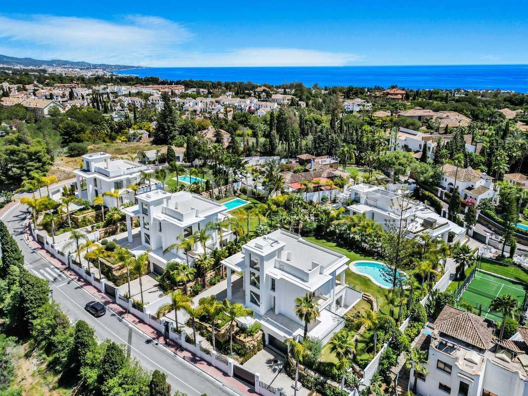 7 bed Villa For Sale in Marbella, Malaga - thumb 33