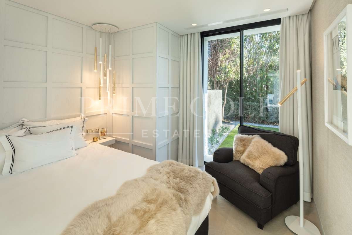 5 bed Villa For Sale in Marbella, Malaga - thumb 14
